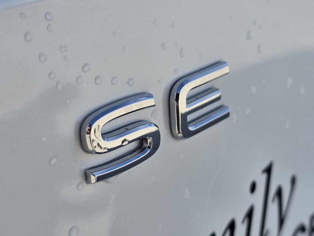 New 2026 Volkswagen Atlas SE image 7