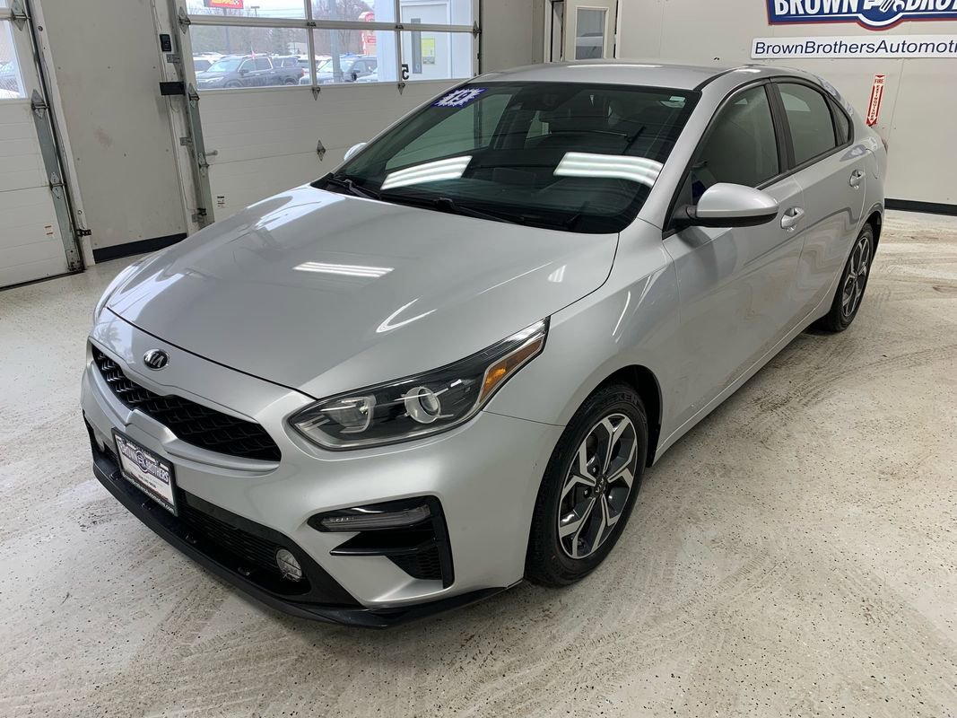 Used 2019 Kia Forte LXS FWD image 2
