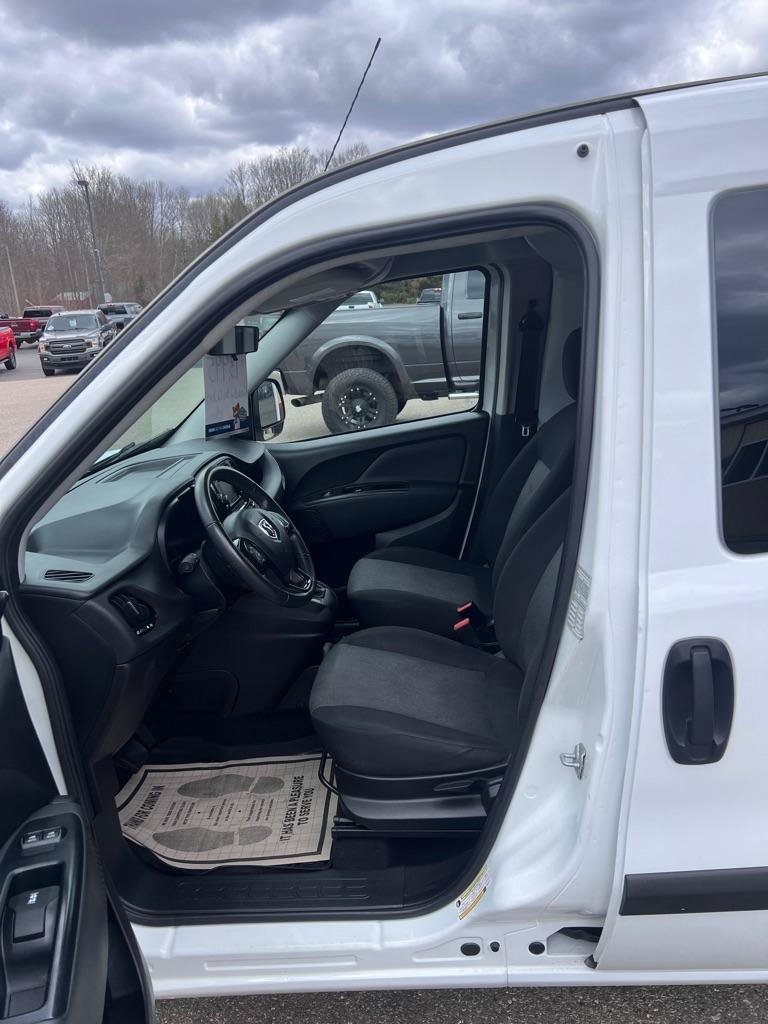 Used 2019 RAM ProMaster City Tradesman SLT FWD image 8