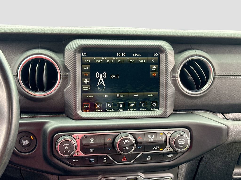 Used 2022 Jeep Wrangler Unlimited Sahara image 20