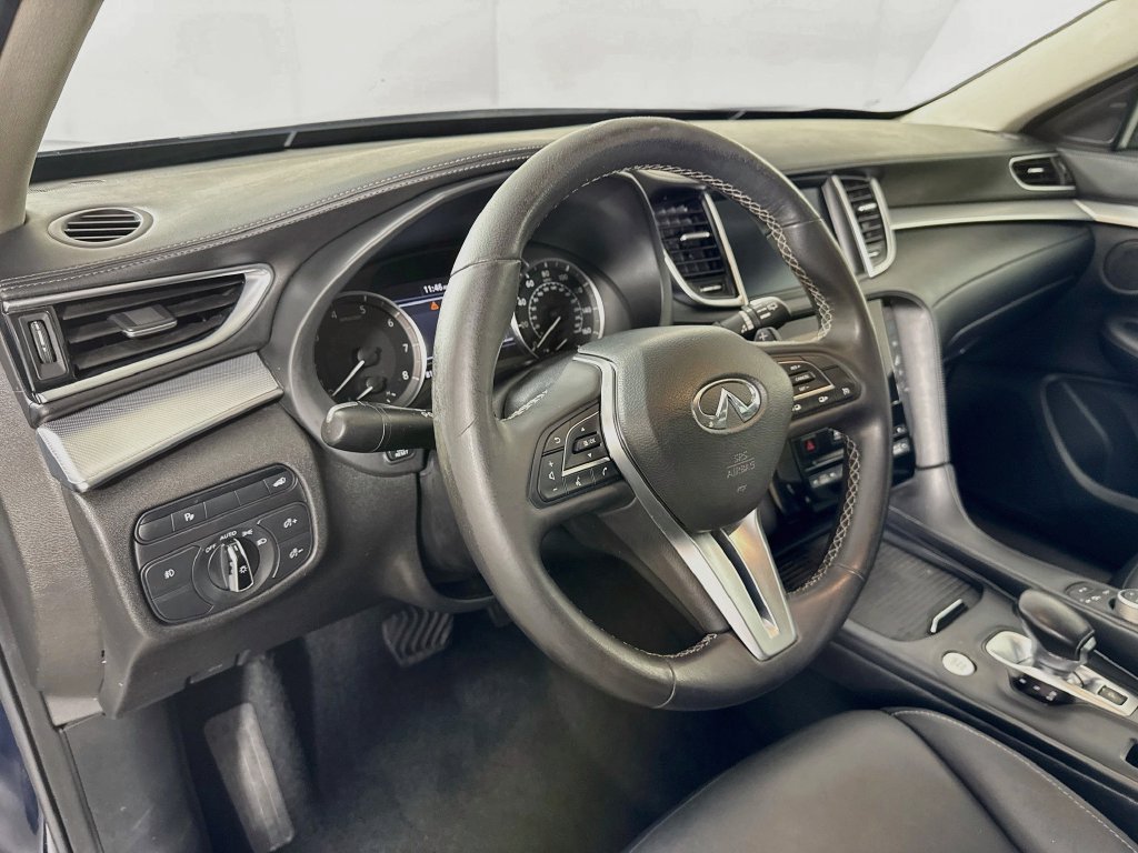 Certified 2020 INFINITI QX50 Luxe w/ Cargo Package FWD image 11