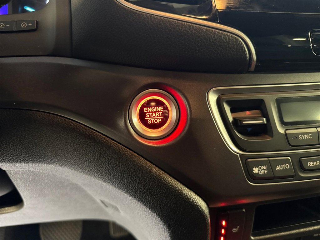 Used 2022 Honda Pilot Sport image 29