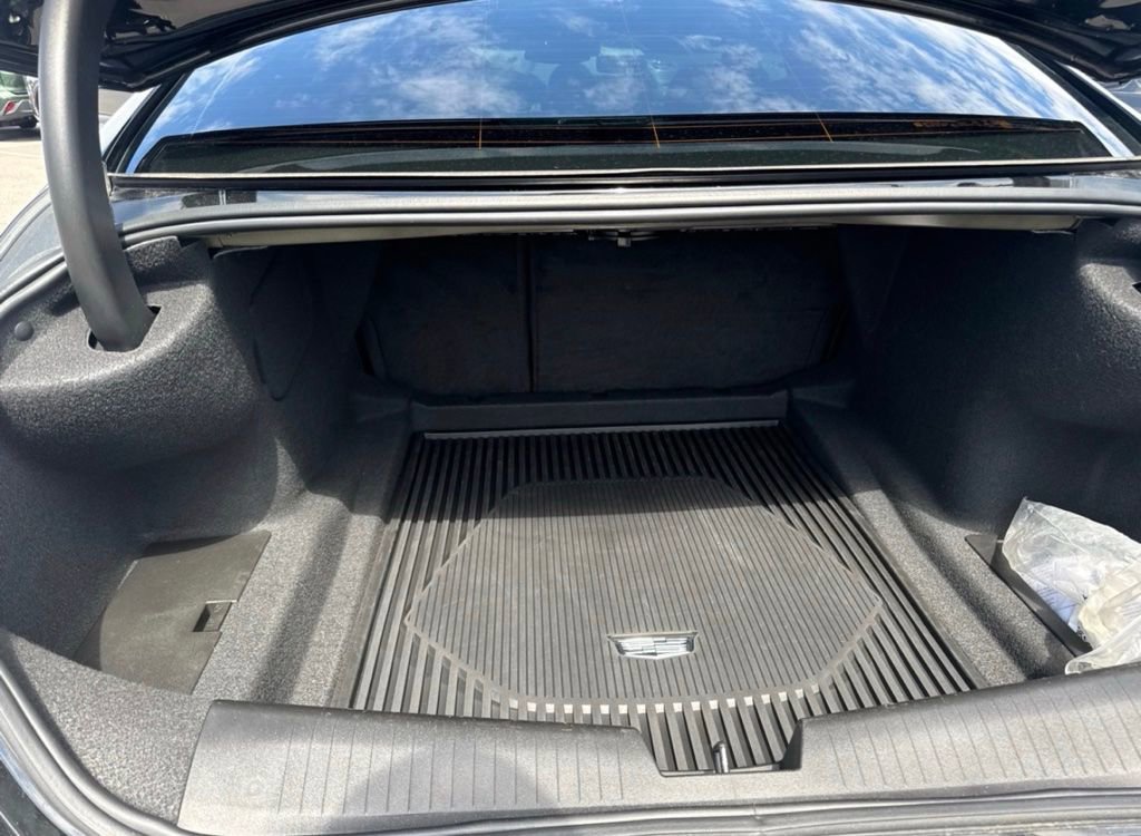 Used 2023 Cadillac CT4 V Blackwing image 11