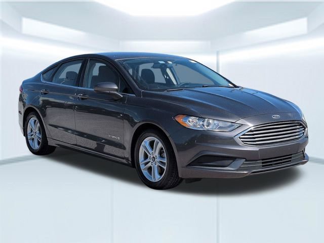 Used 2018 Ford Fusion SE image 4