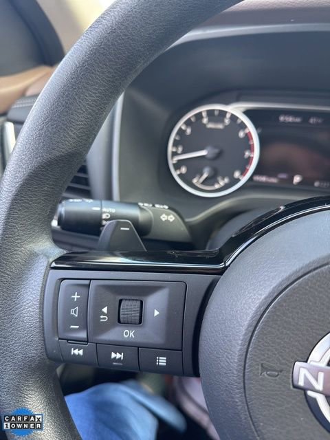 Certified 2023 Nissan Rogue SV image 30