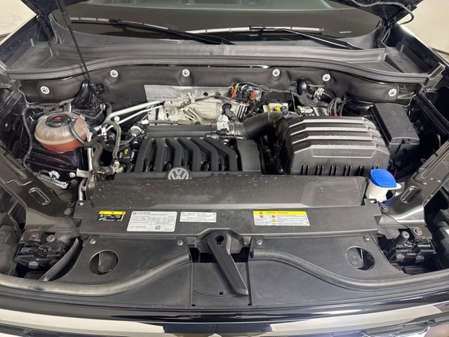 Certified 2023 Volkswagen Atlas Cross Sport SE AWD/4WD image 9
