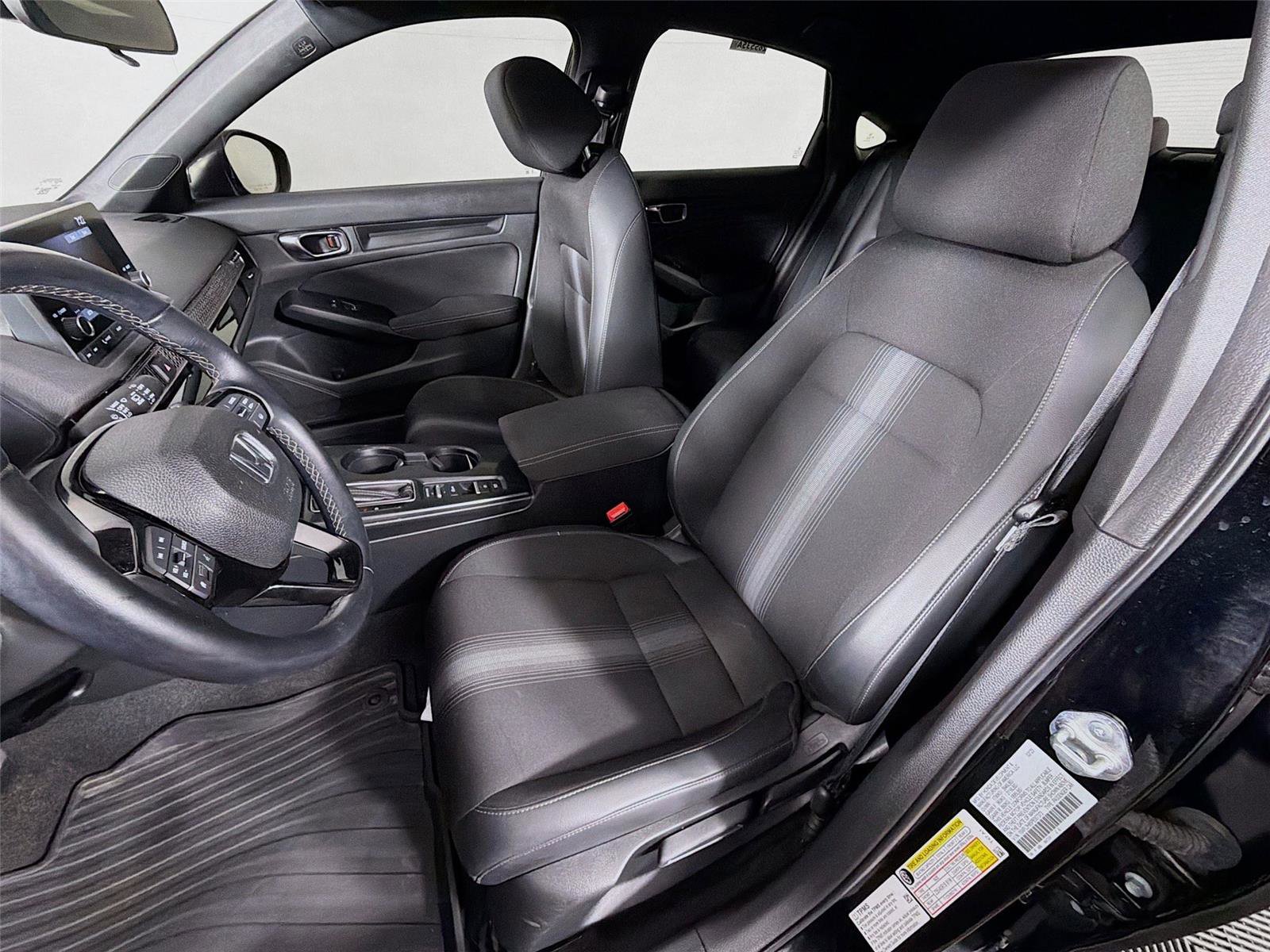Used 2023 Honda Civic Sport image 11
