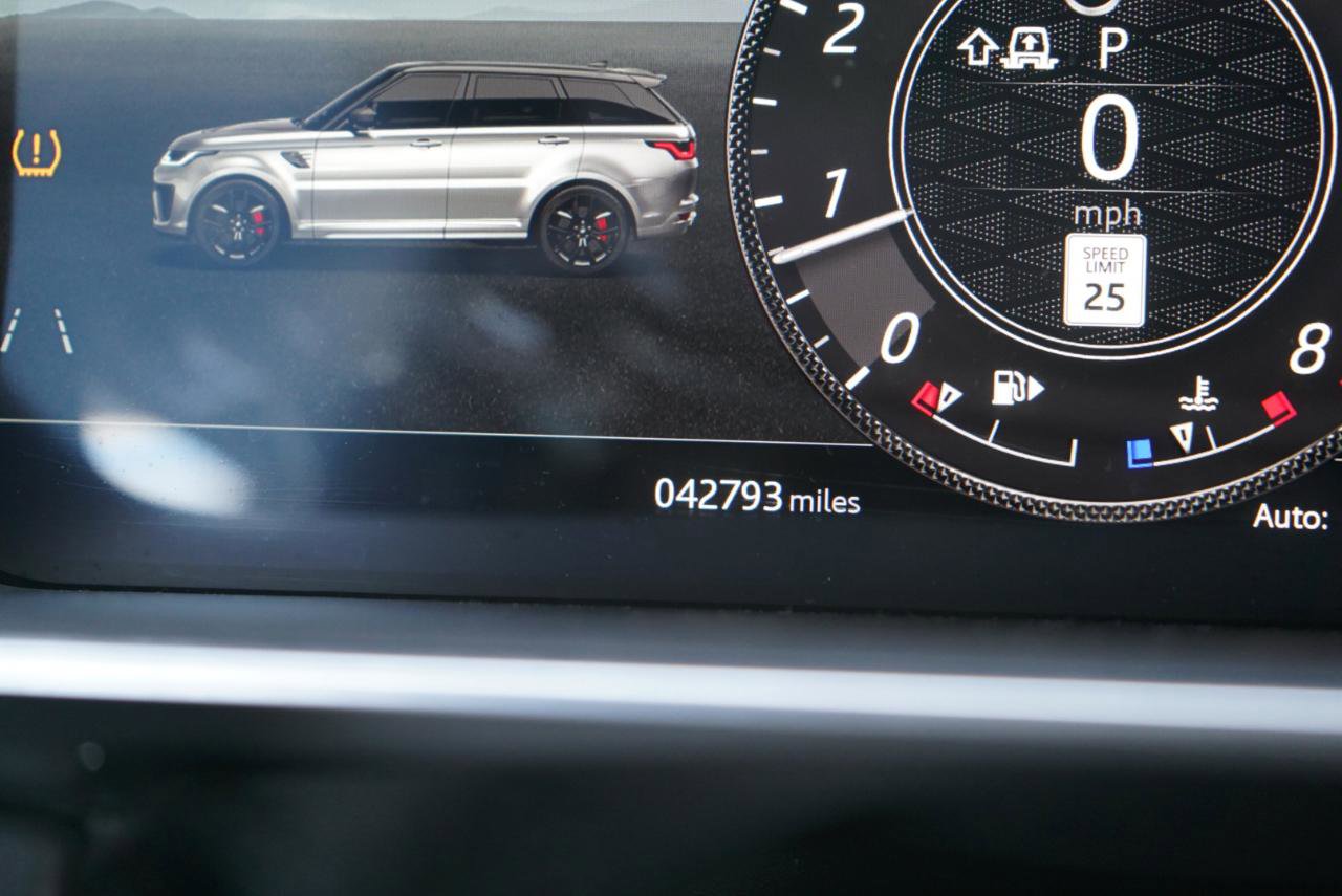 Used 2019 Land Rover Range Rover Sport SVR image 45