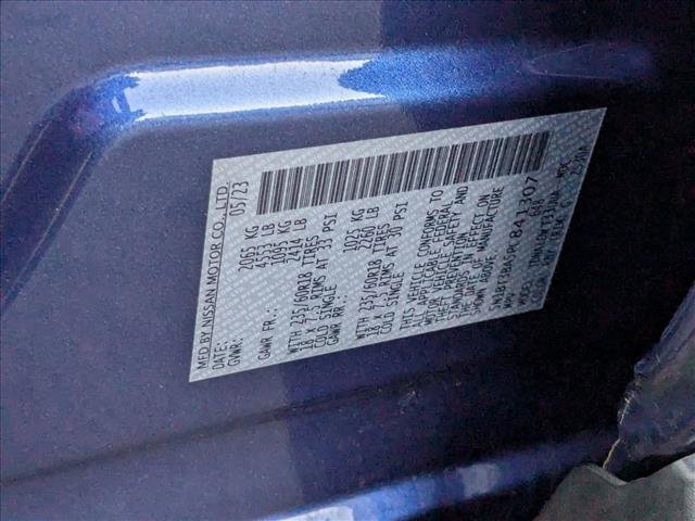 Used 2023 Nissan Rogue SV image 24