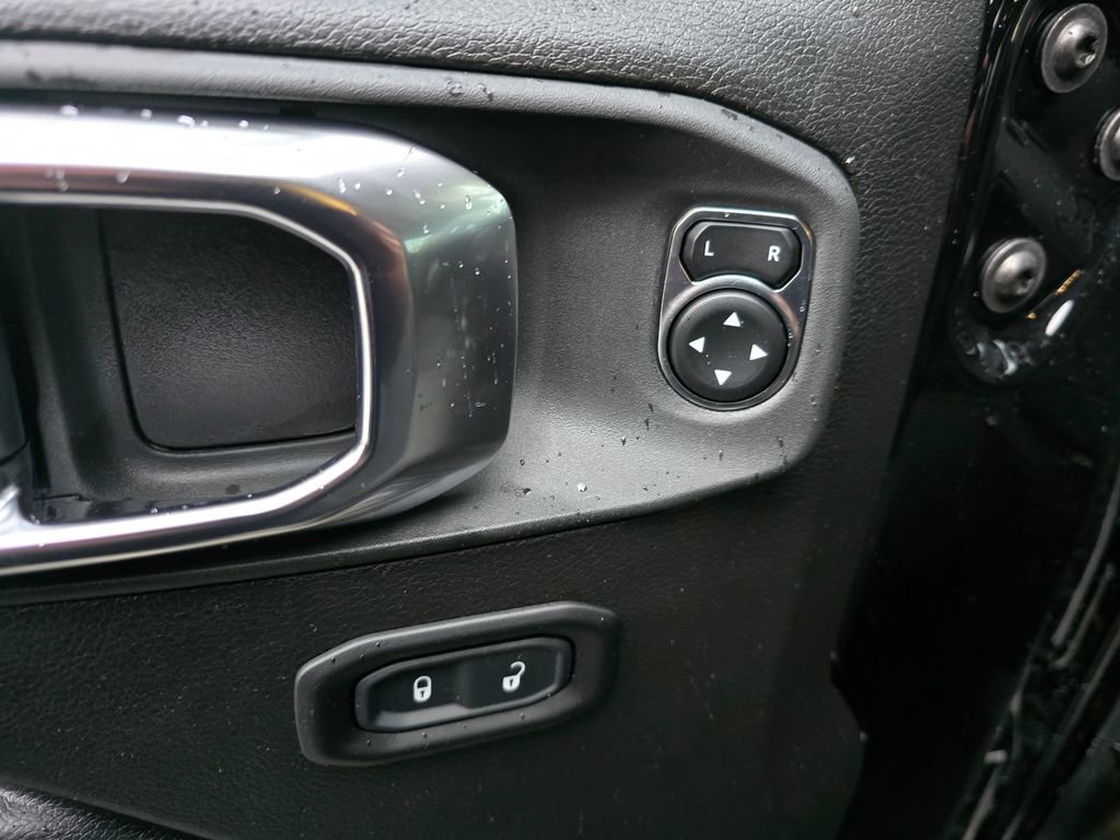 Used 2025 Jeep Gladiator Rubicon image 24