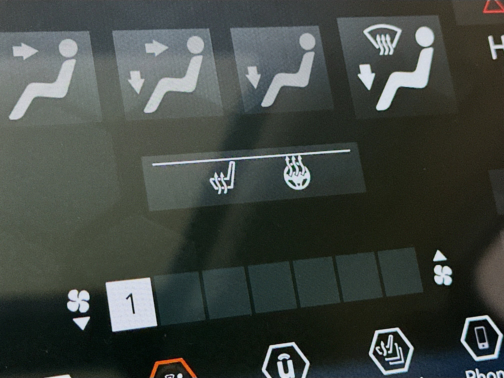 Certified 2022 Jeep Cherokee Limited image 25