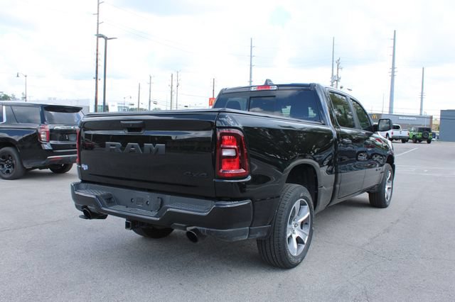 Used 2026 RAM 1500 Express AWD/4WD image 41