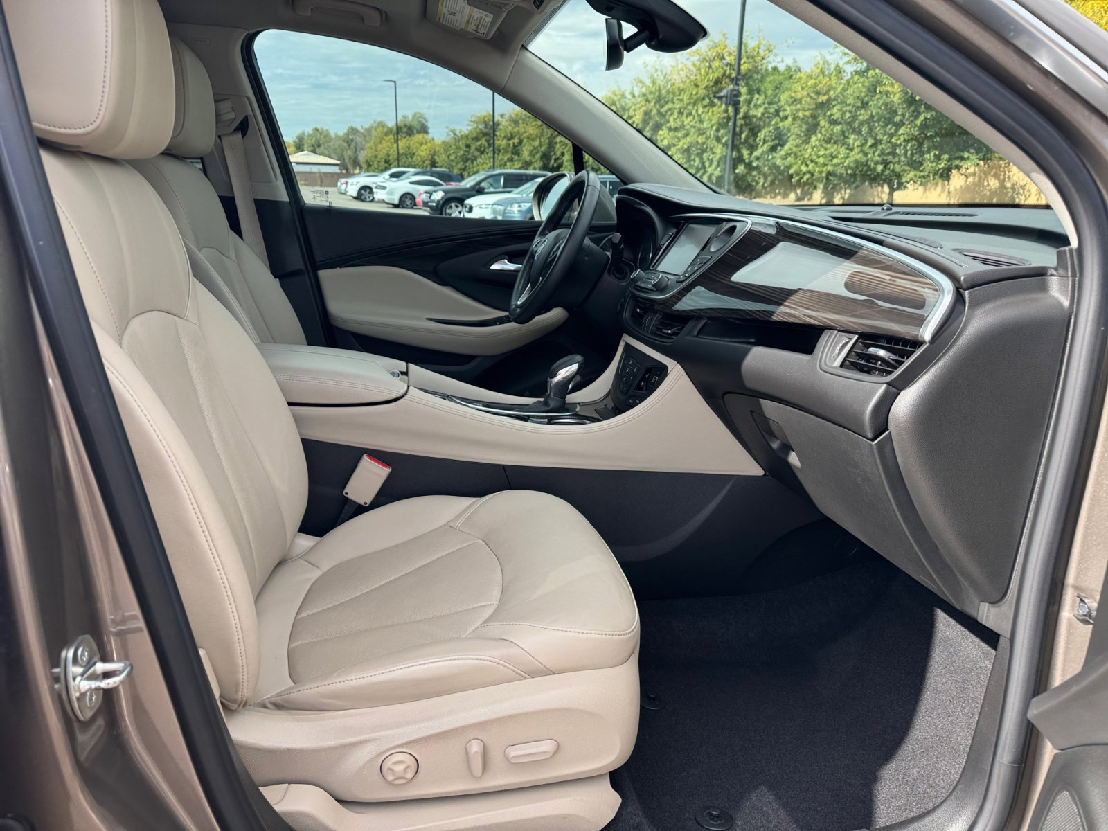 Used 2019 Buick Envision Premium w/ Driver Confidence Package image 19