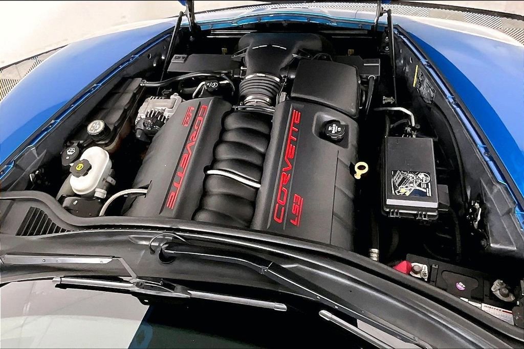 Used 2010 Chevrolet Corvette Grand Sport w/ Preferred Equipment Group image 8