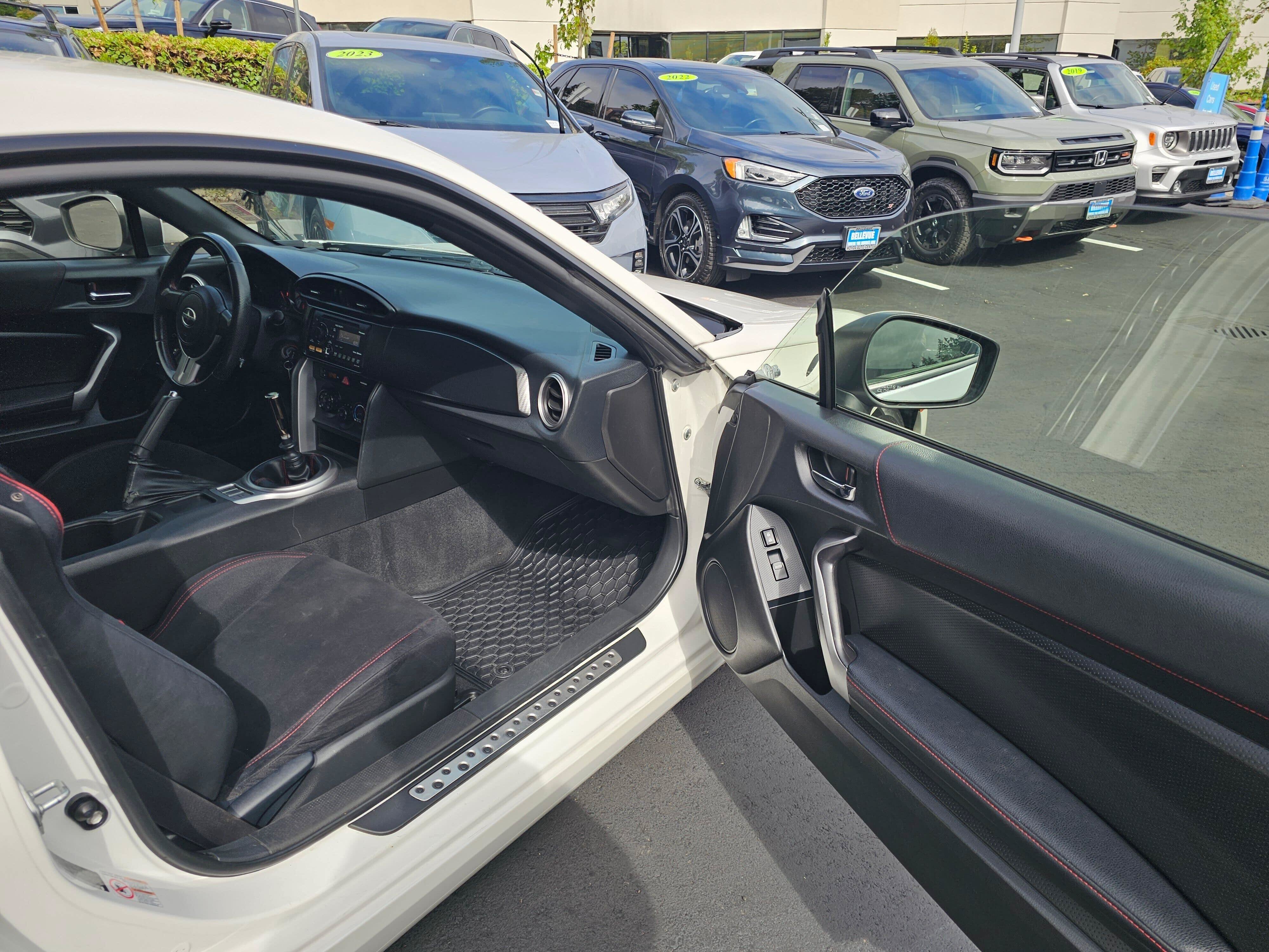 Used 2013 Scion FR-S RWD image 15
