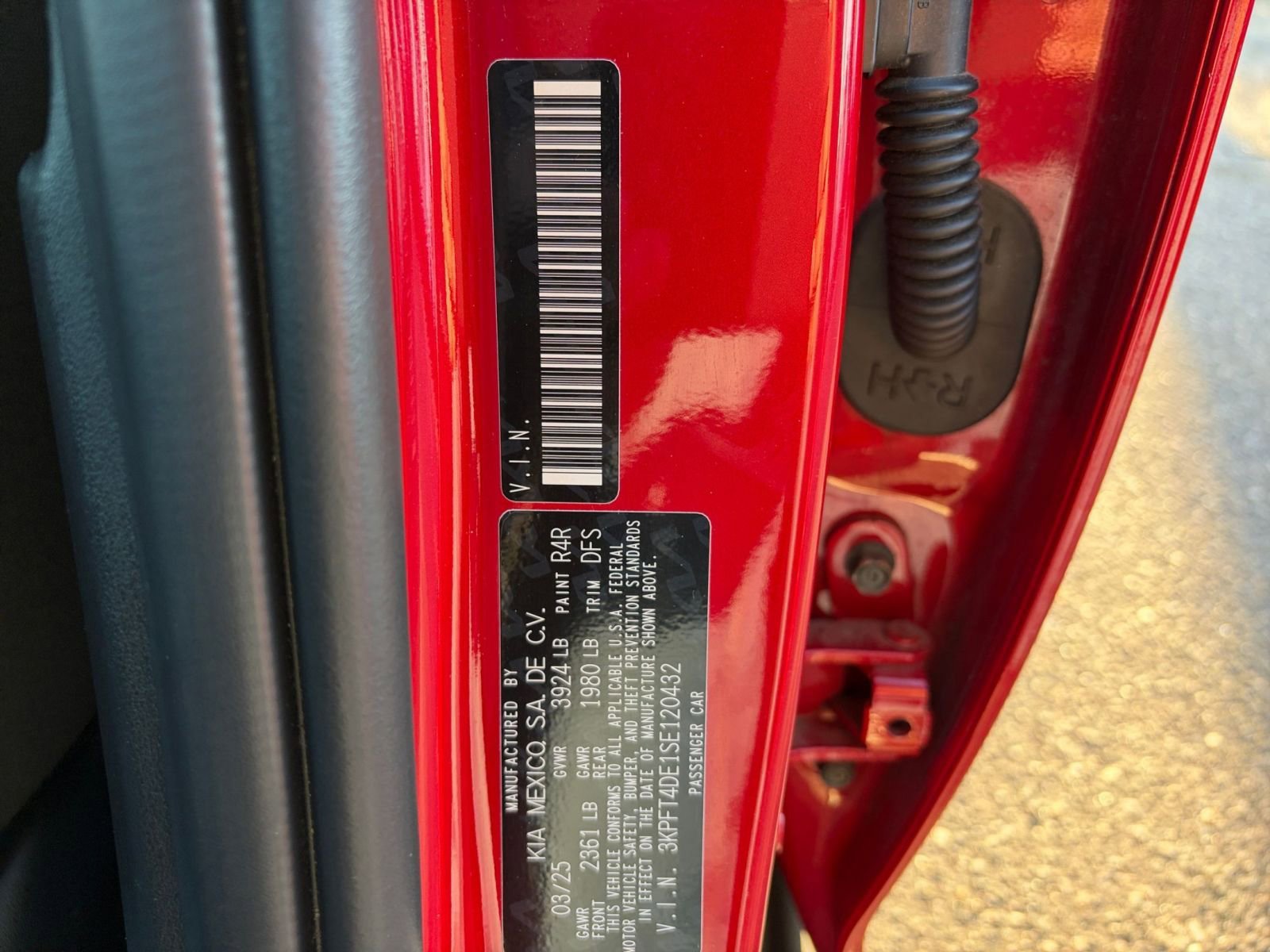 Used 2025 Kia K4 LXS FWD image 28