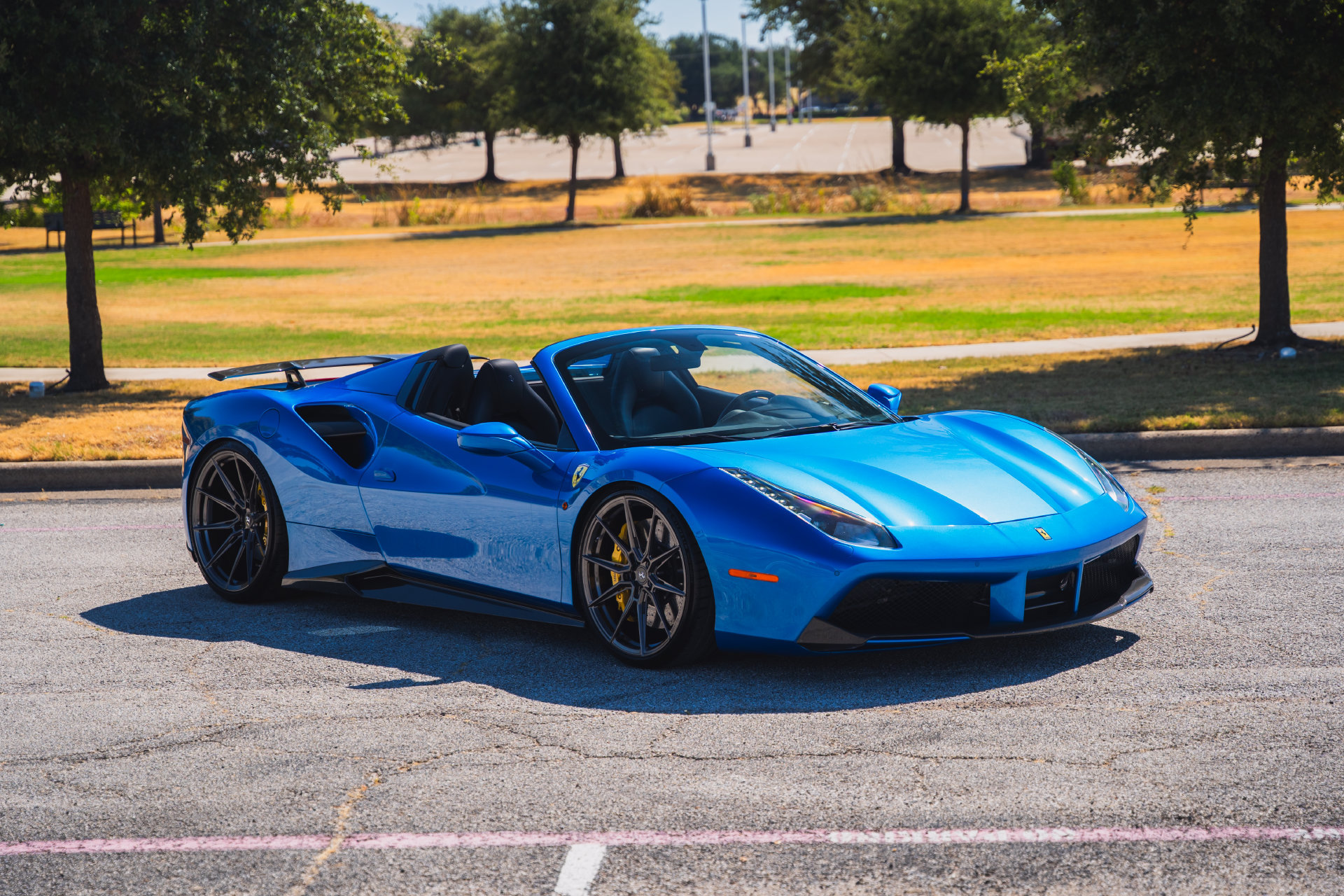 Used 2017 Ferrari 488 Spider RWD image 34