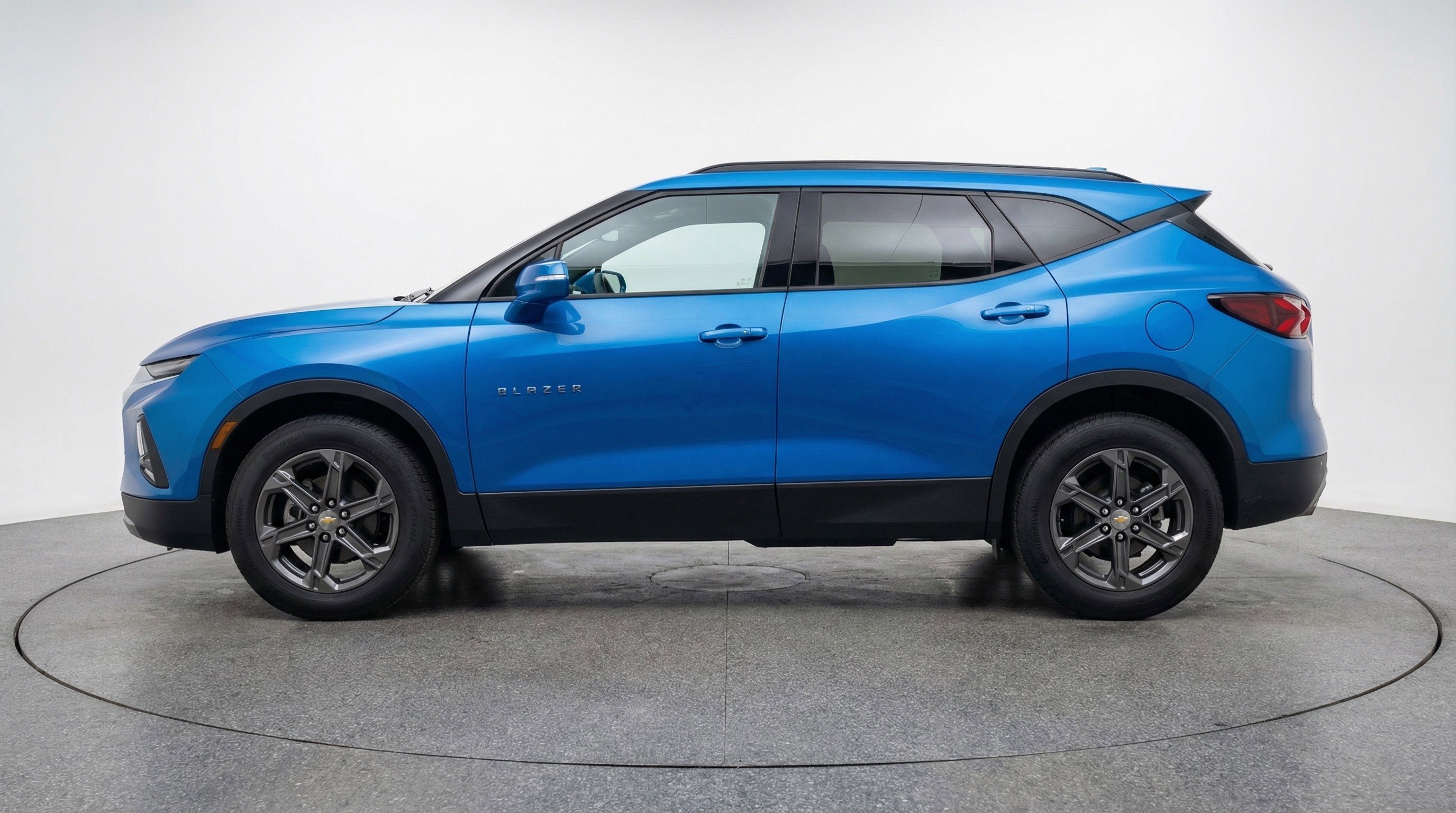 Used 2025 Chevrolet Blazer LT image 5