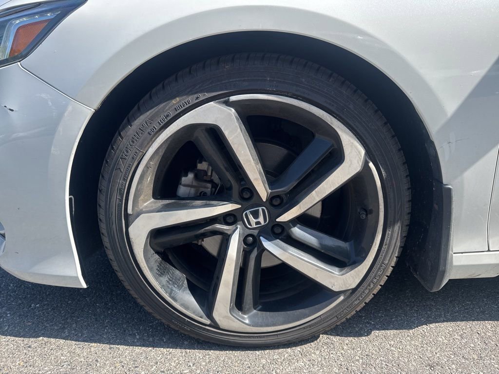 Used 2018 Honda Accord Sport image 22