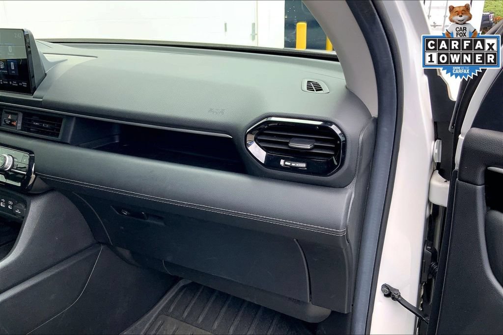 Used 2025 Honda Pilot EX-L image 16