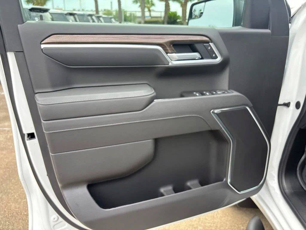 New 2026 Chevrolet Silverado 1500 RST w/ RST Select Package RWD image 19