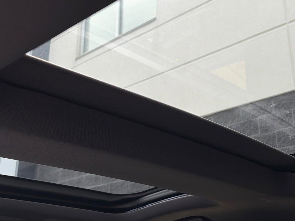 Certified 2025 Cadillac CT5 Sport w/ Technology Package image 9