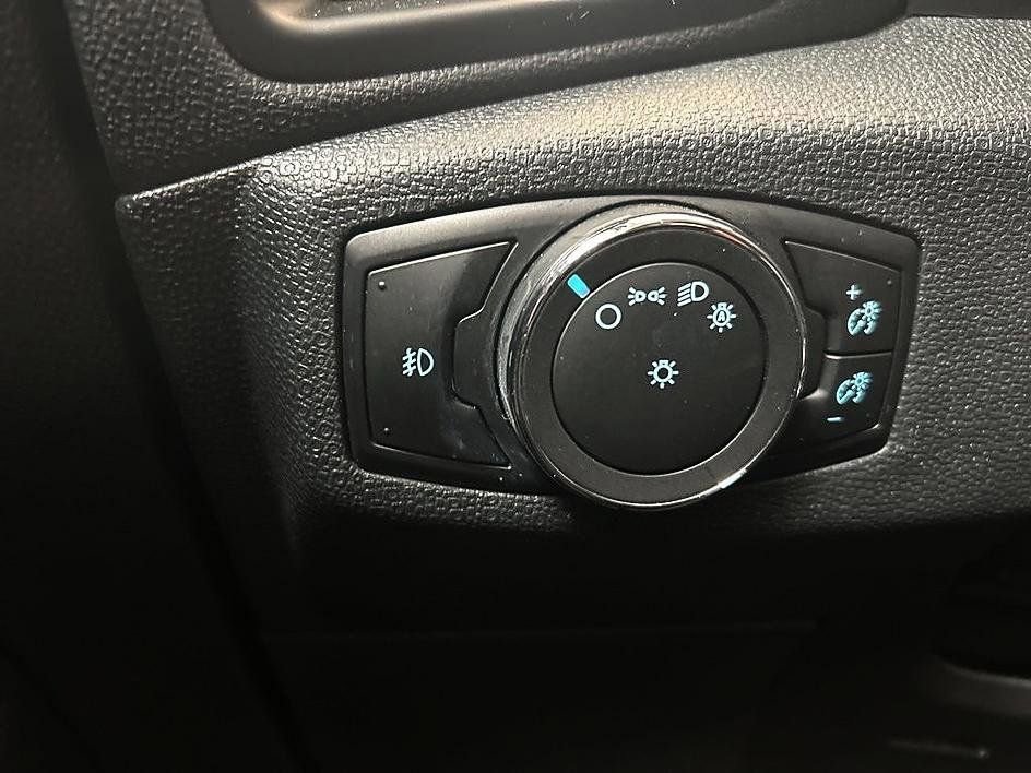 Used 2022 Ford EcoSport Titanium AWD/4WD image 17