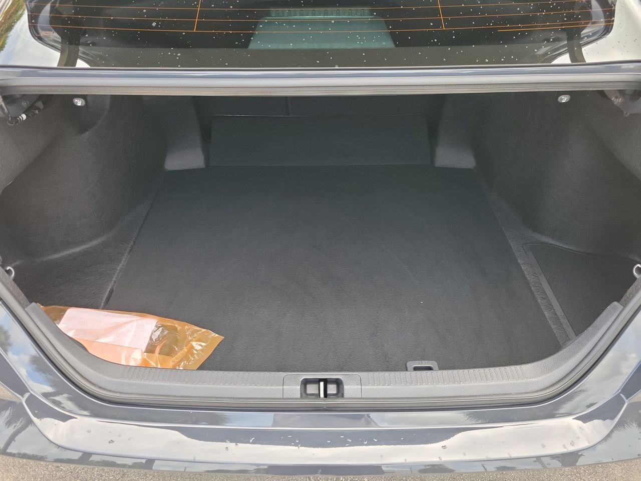 Used 2026 Toyota Camry SE FWD image 9