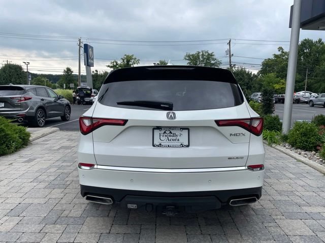 Used 2023 Acura MDX w/ Technology Package AWD/4WD image 5