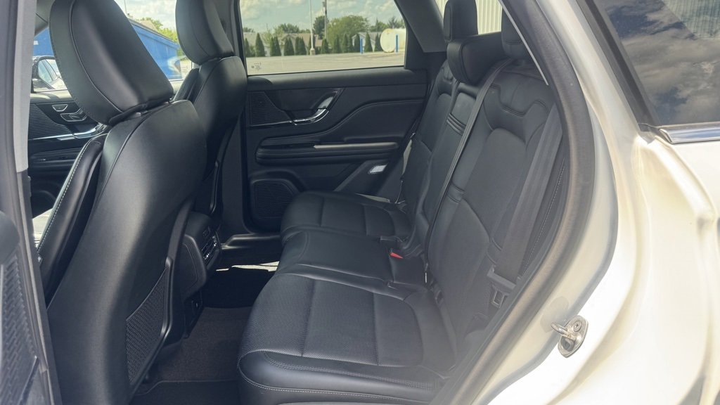 Used 2022 Lincoln Corsair FWD w/ Equipment Group 101A image 12