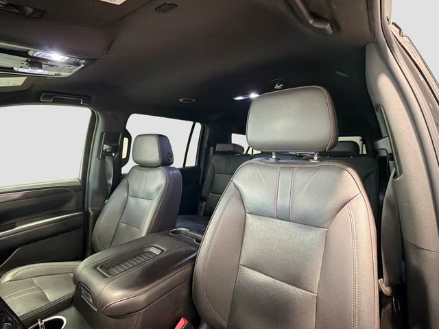 Used 2022 Chevrolet Suburban RST w/ Luxury Package AWD/4WD image 21