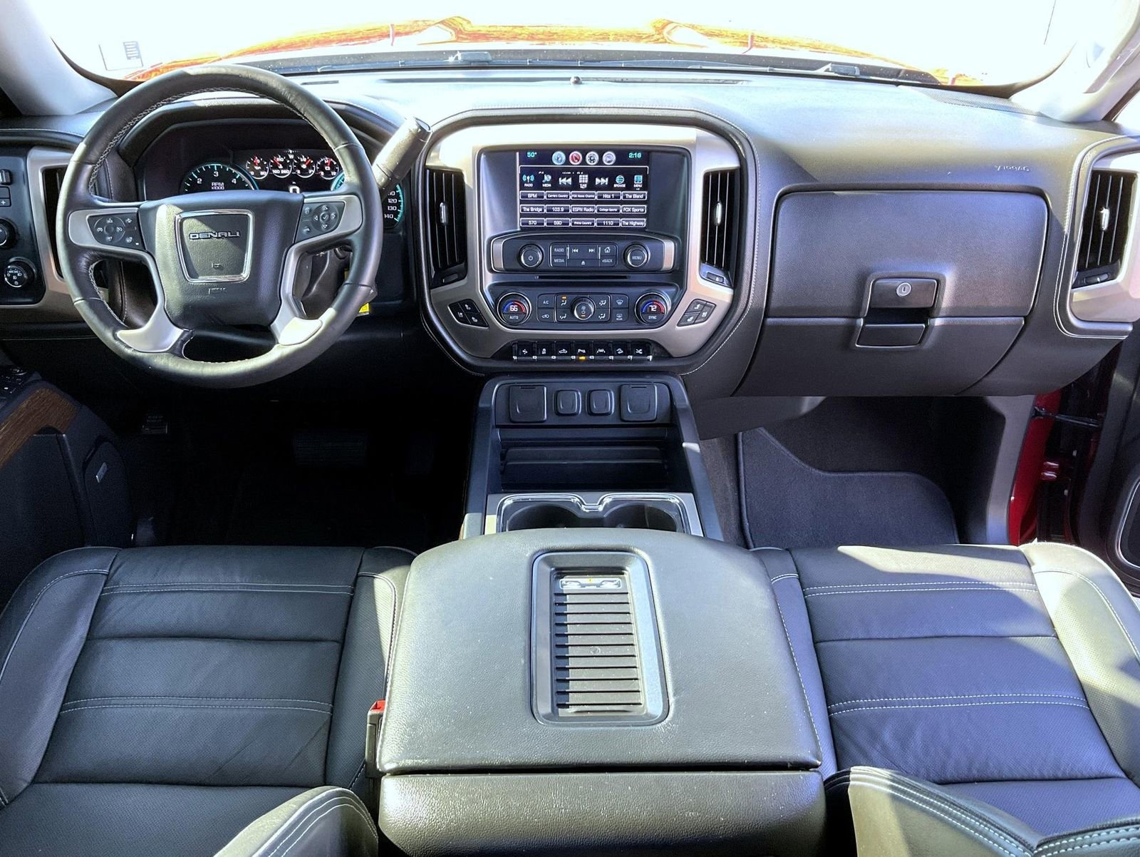 Used 2018 GMC Sierra 1500 Denali w/ Denali Ultimate Package image 12