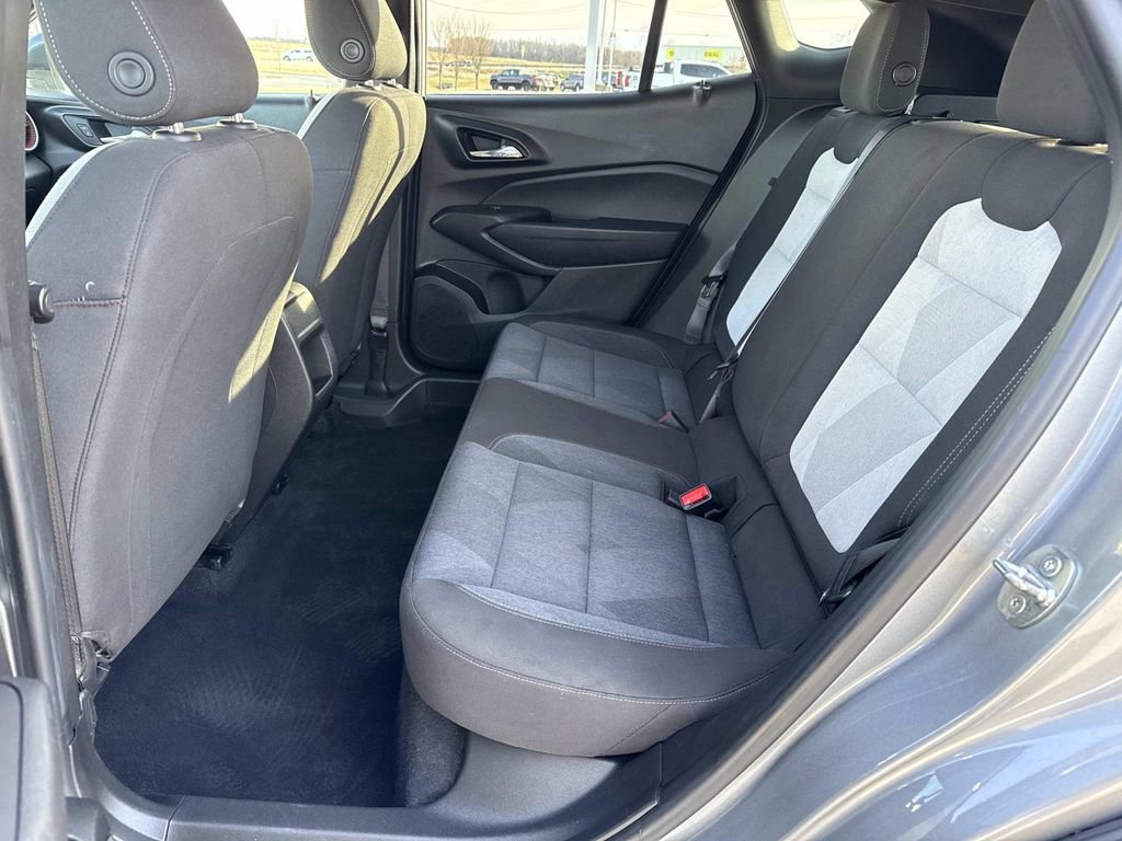 Used 2024 Chevrolet Trax RS w/ Driver Confidence Package FWD image 20