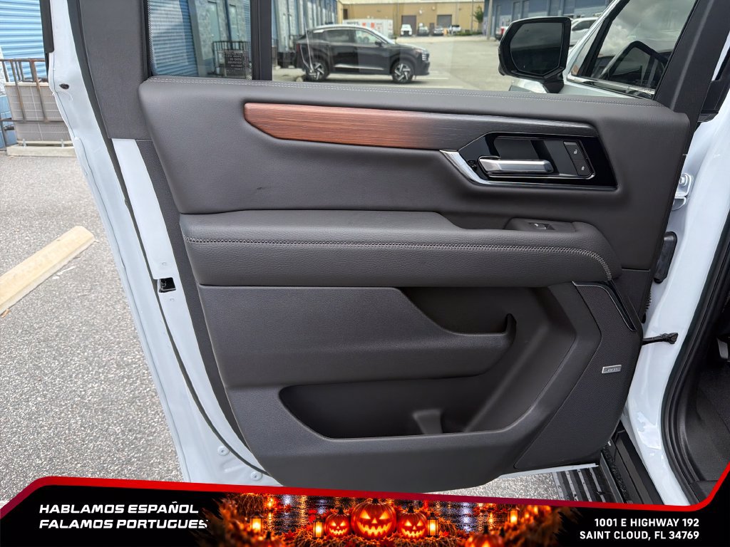 New 2026 GMC Yukon XL Denali w/ Denali Reserve Package AWD/4WD image 25
