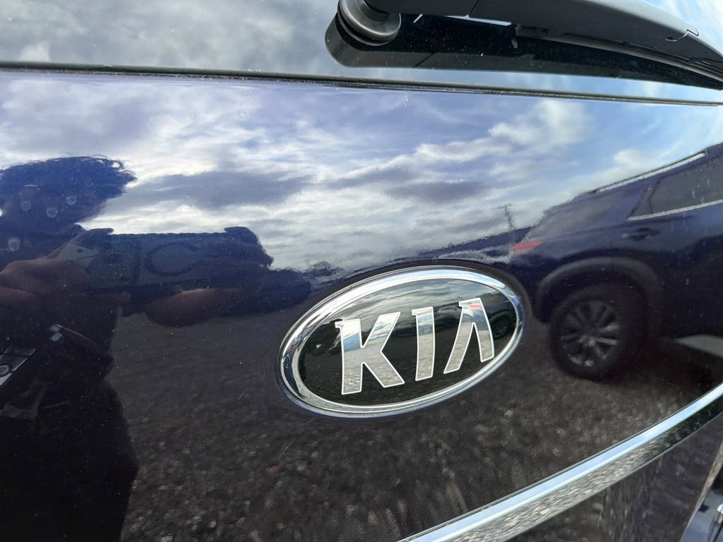 Used 2020 Kia Sedona EX w/ EX Premium Package FWD image 17