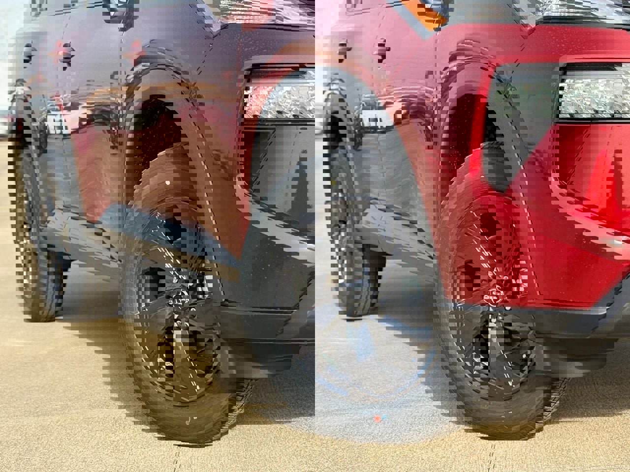 New 2026 Nissan Rogue SV image 9