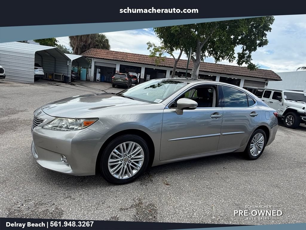 Used 2015 Lexus ES 350 w/ Luxury Package FWD image 3