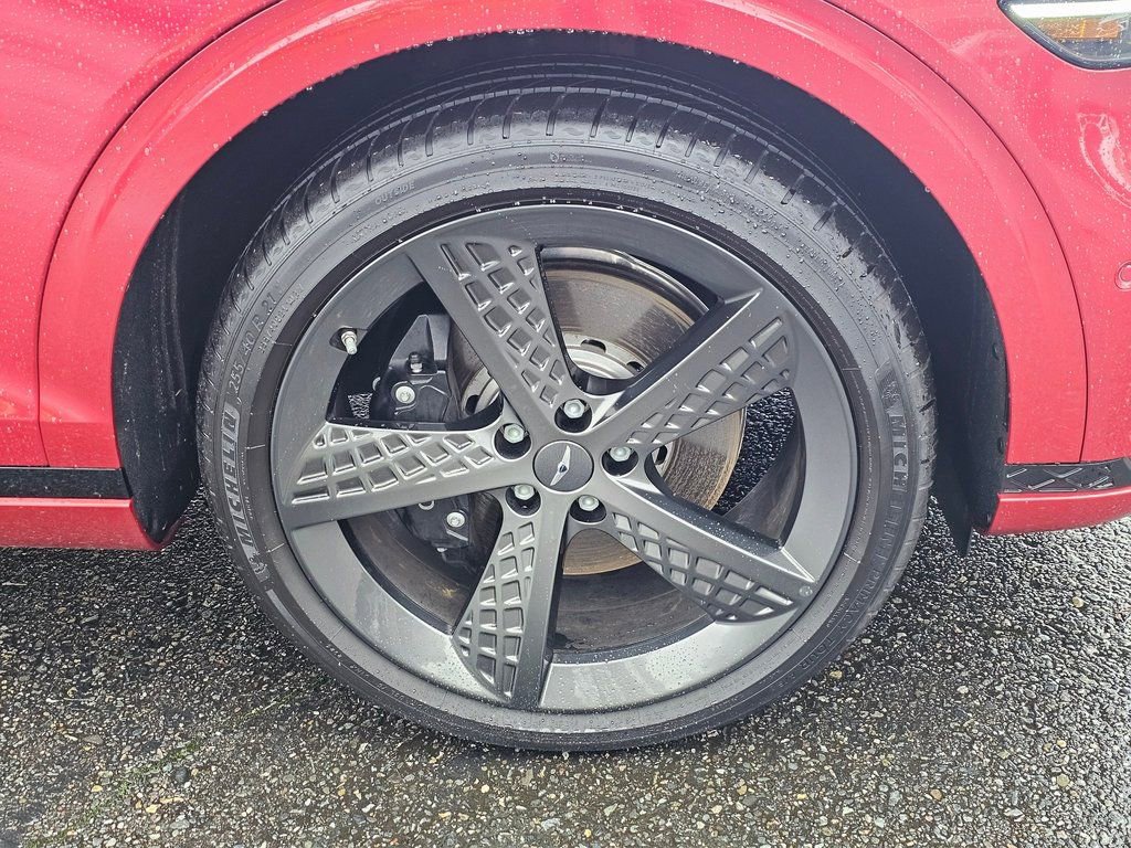 Certified 2025 Genesis GV70 3.5T Sport w/ Sport Advanced Package image 31