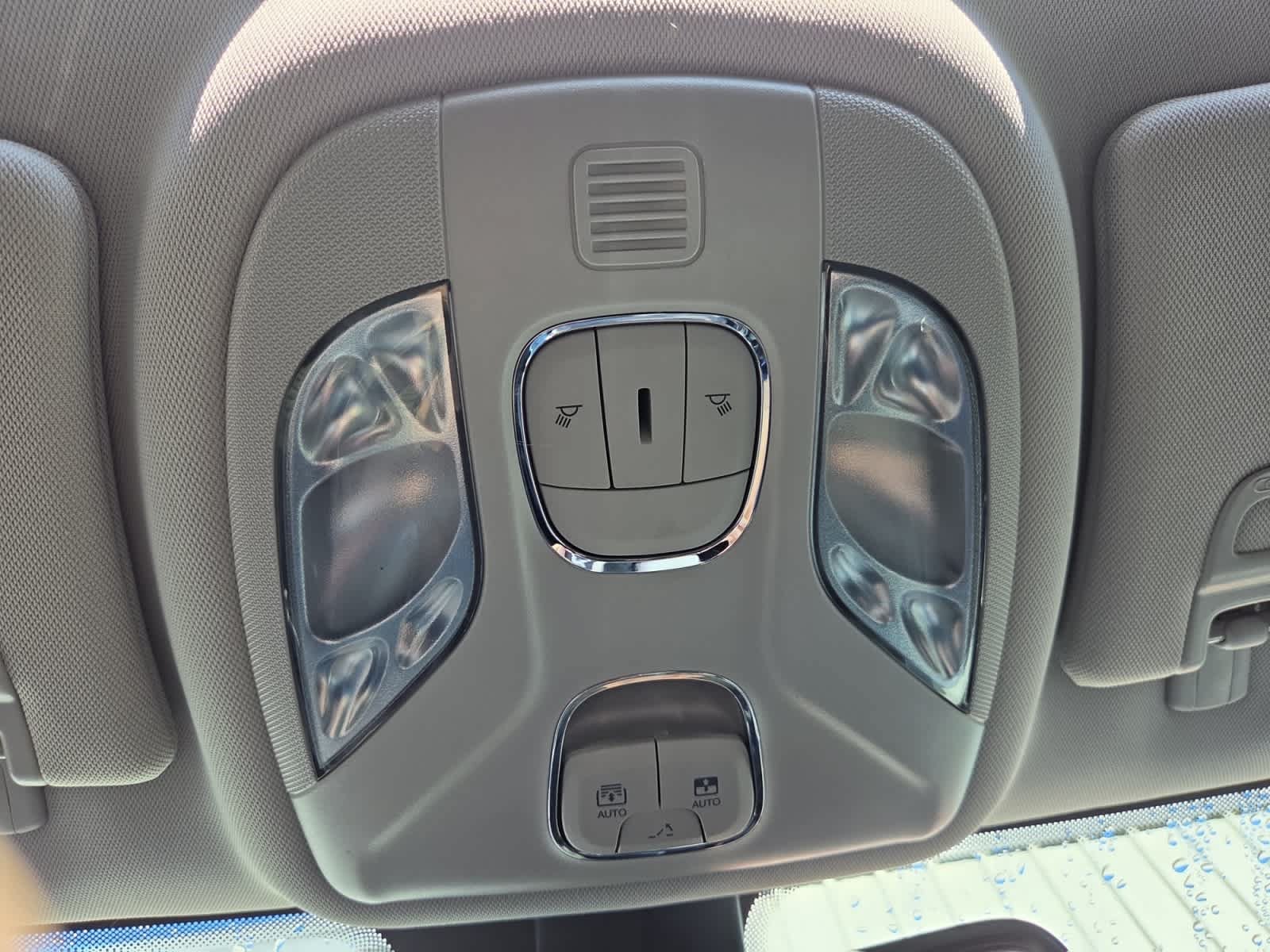Used 2022 Jeep Compass Limited w/ Sun and Sound Group AWD/4WD image 26