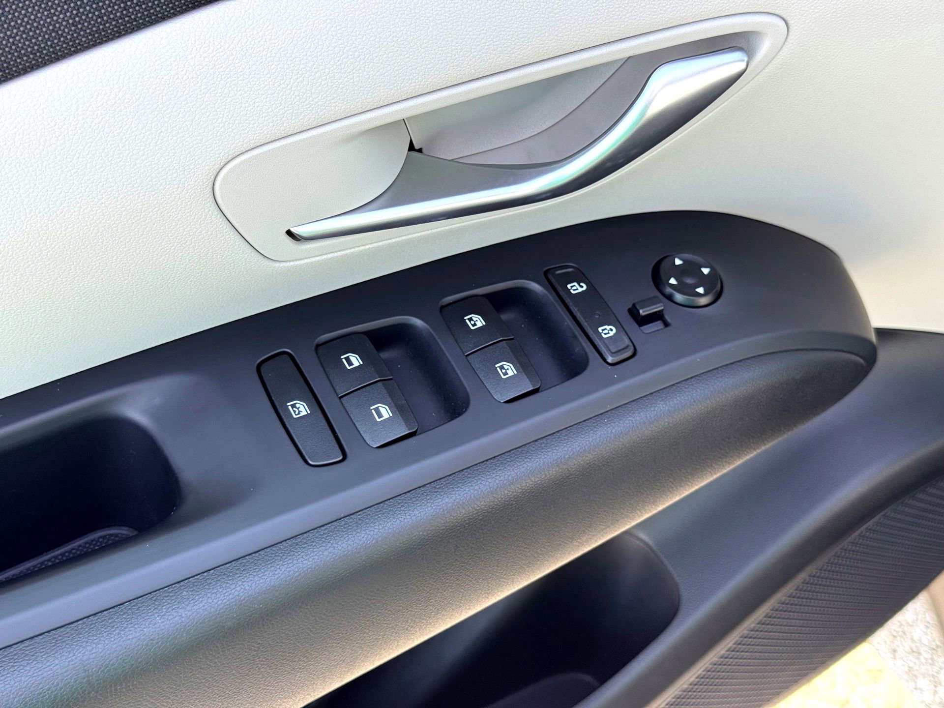 Used 2024 Hyundai Tucson SEL w/ Convenience Package FWD image 15