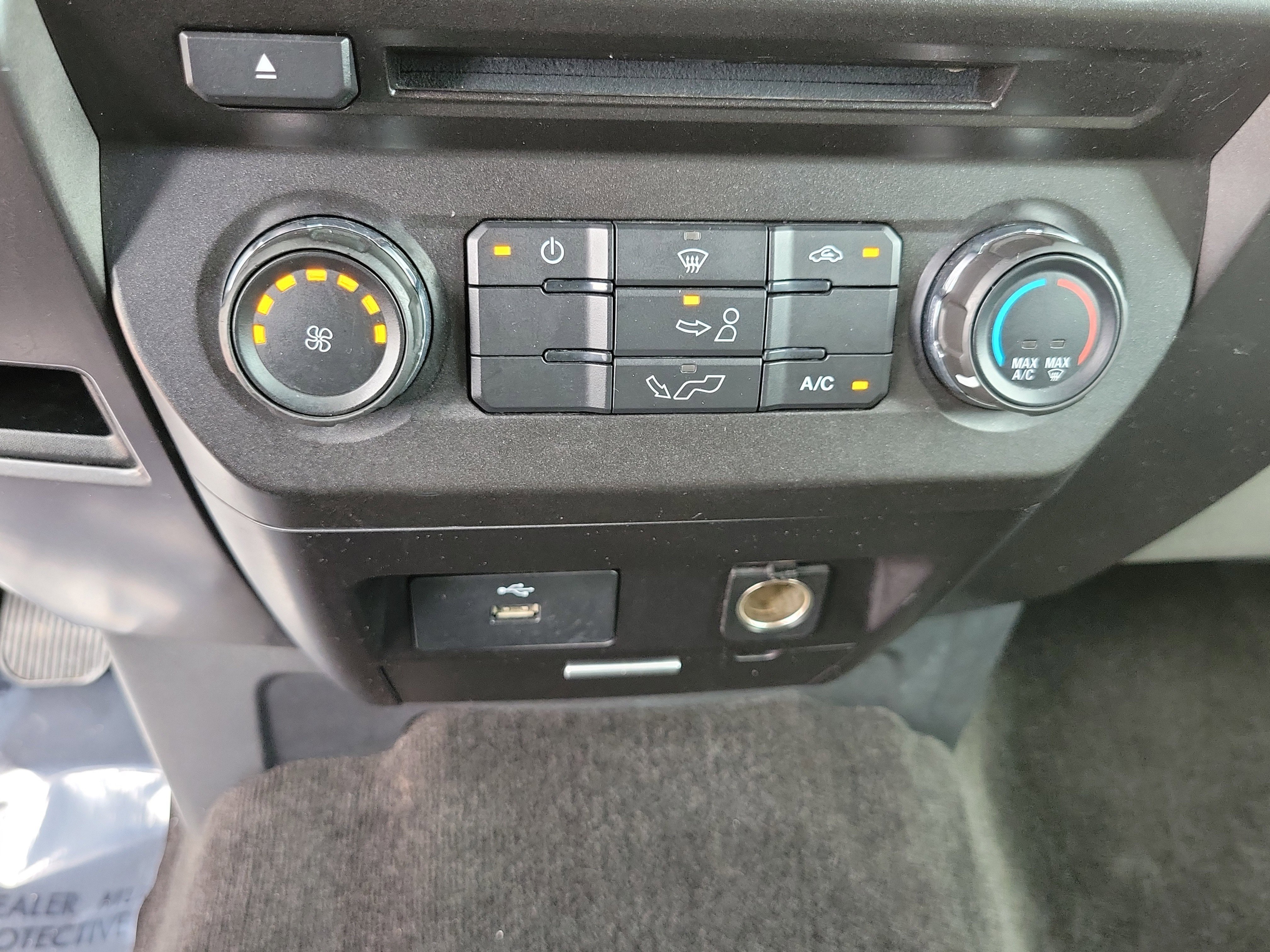 Used 2018 Ford F150 XLT RWD image 28