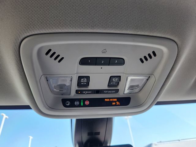 Used 2020 Chevrolet Traverse Premier image 50