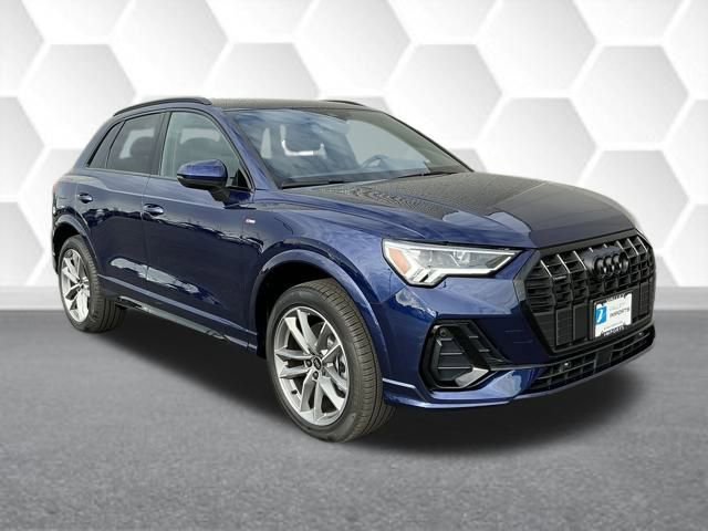 New 2025 Audi Q3 2.0T Premium