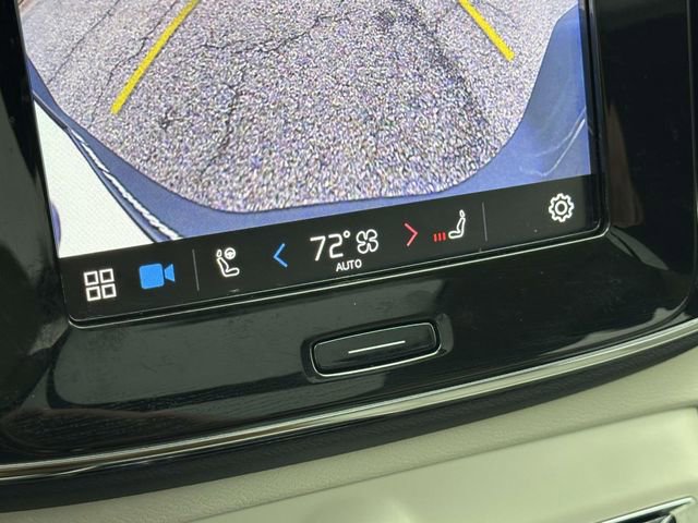 Used 2023 Volvo XC40 B5 Plus w/ Driver Assist Package image 35