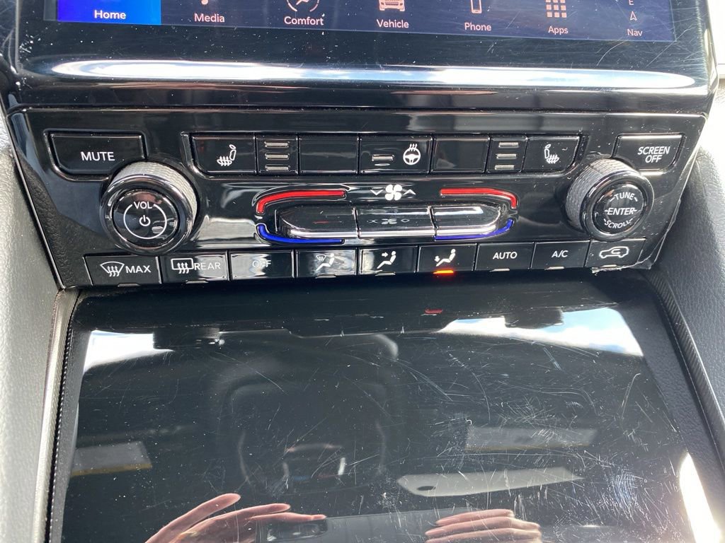 Used 2024 Jeep Grand Cherokee L Limited image 14