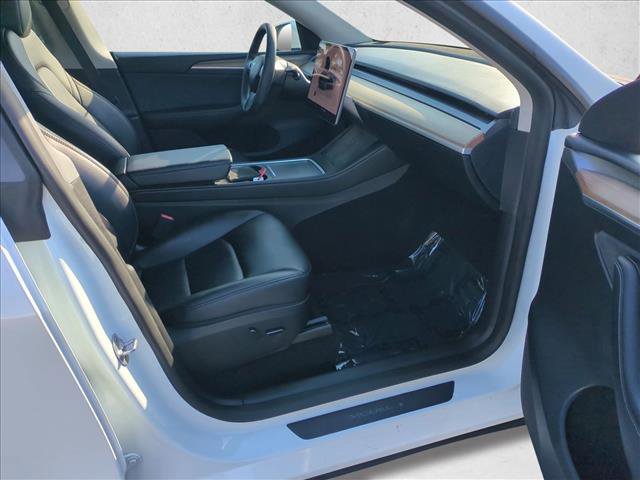 Used 2023 Tesla Model Y AWD image 24
