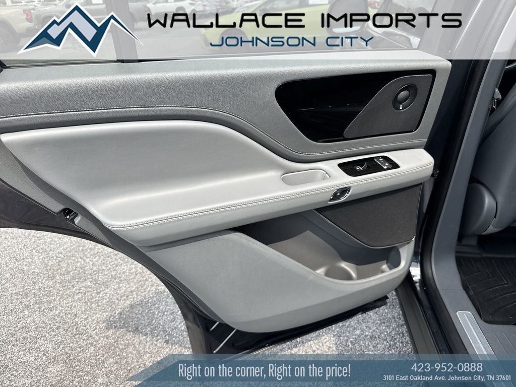 Used 2021 Lincoln Aviator Reserve w/ Equipment Group 201A AWD/4WD image 35