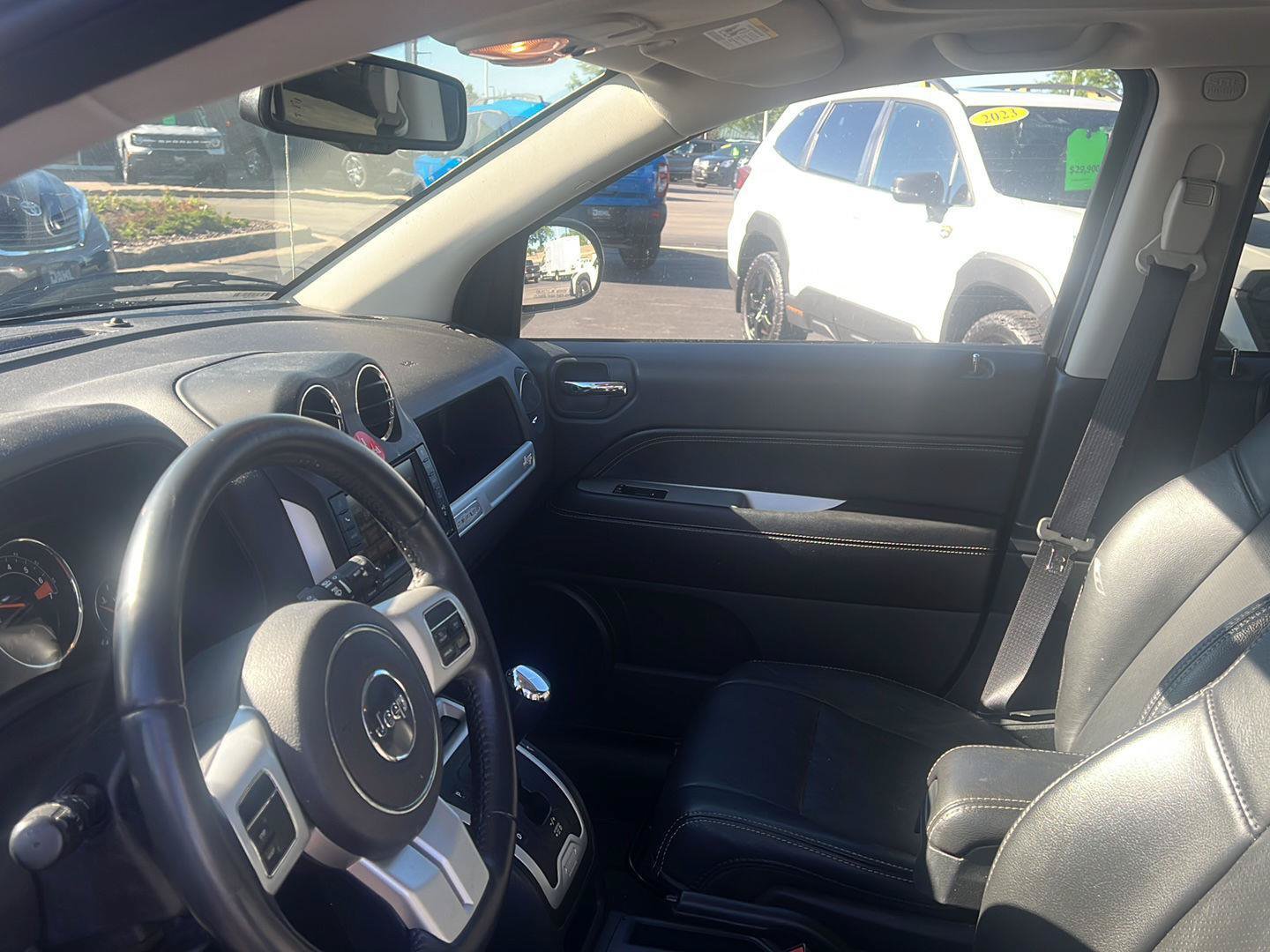 Used 2016 Jeep Compass High Altitude FWD image 19