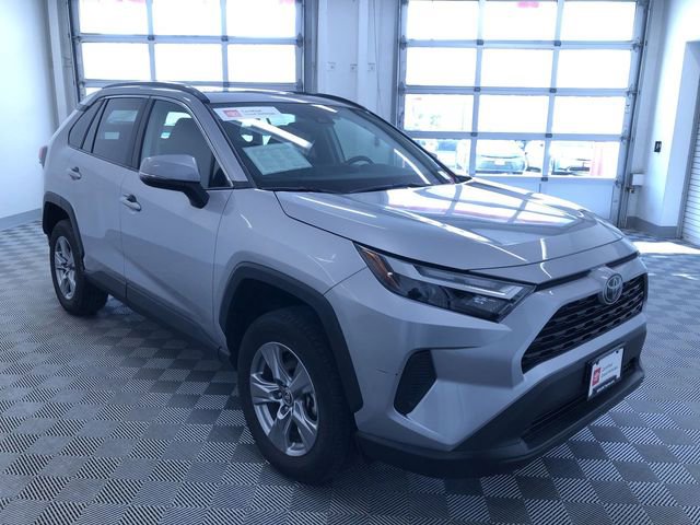 Certified 2025 Toyota RAV4 XLE w/ Convenience Package image 36