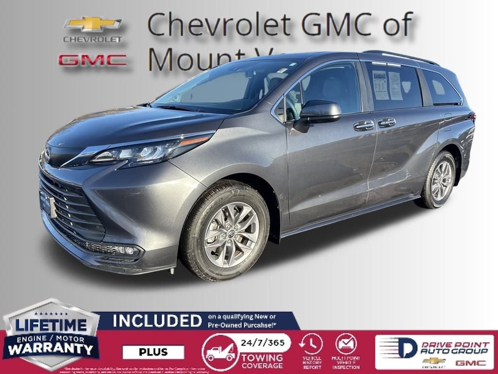 Used 2025 Toyota Sienna XLE w/ XLE Plus Package